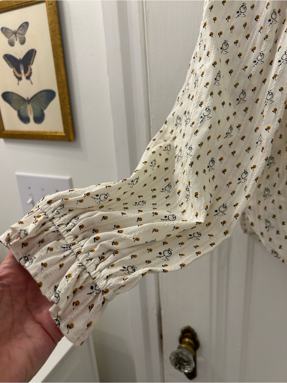 Pilcro Cream Floral Ruffle-Collar Button Front Blouse - Picture 2 of 6